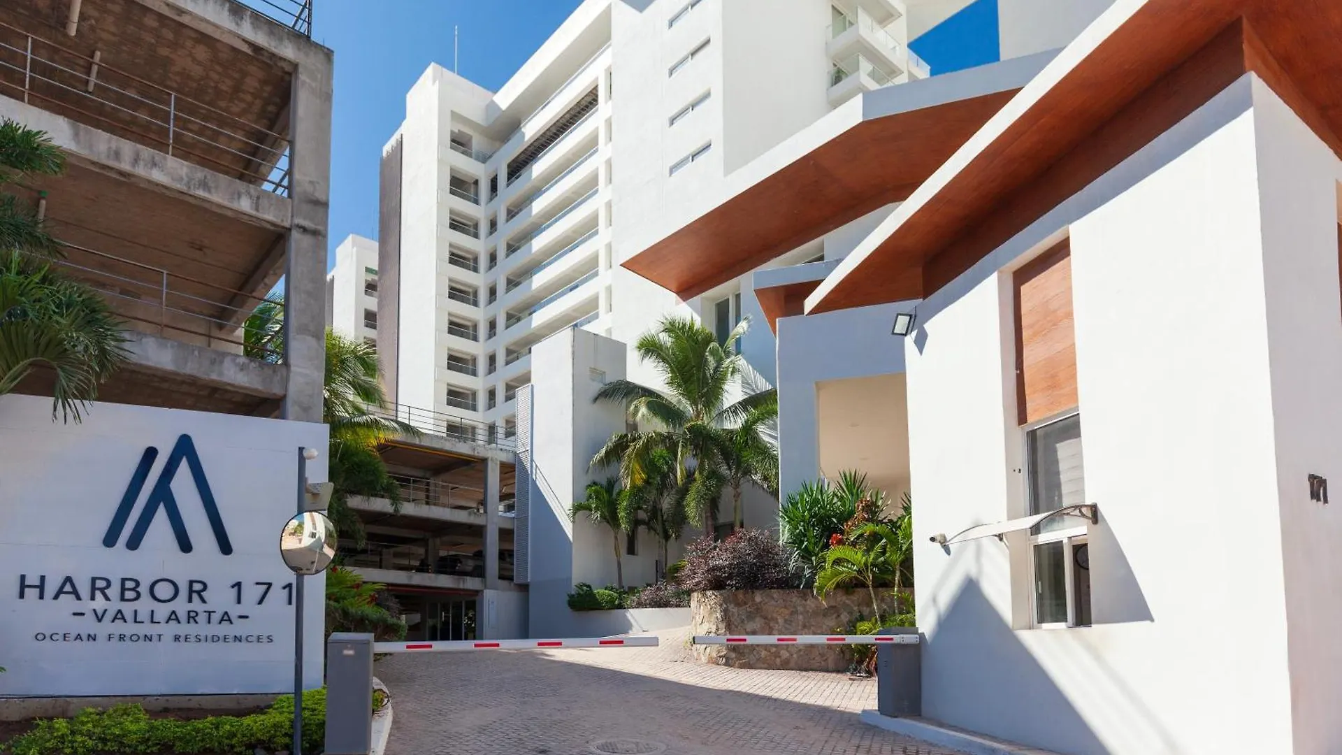 Harbor 171 Beach Front High Rise Puerto Vallarta Lejlighed