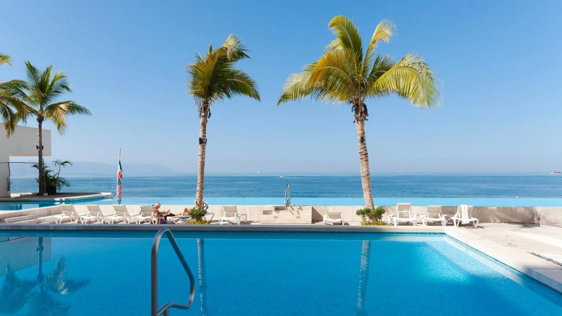 Harbor 171 Beach Front High Rise Puerto Vallarta Apartmán